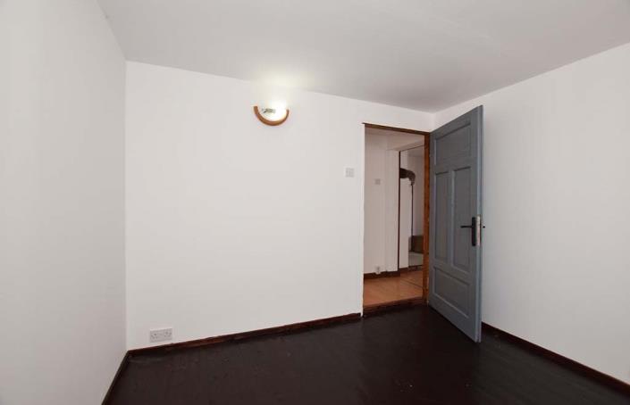 Image No.17-4 Bed House for sale