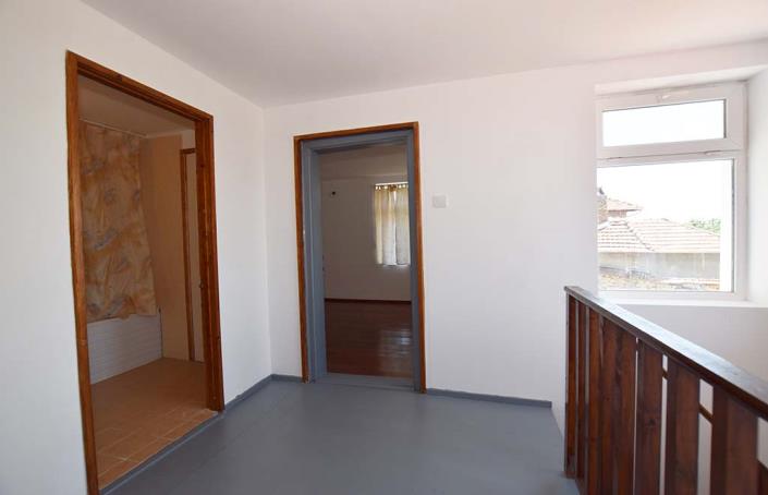 Image No.27-4 Bed House for sale