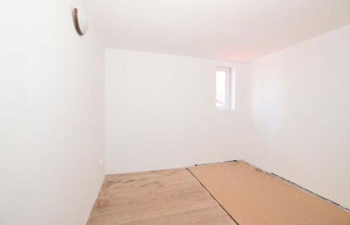 Image No.30-4 Bed House for sale