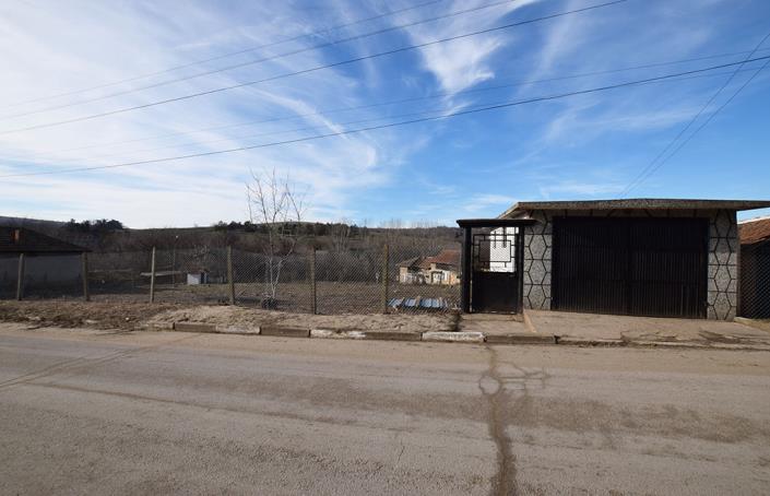 Image No.4-2 Bed House for sale