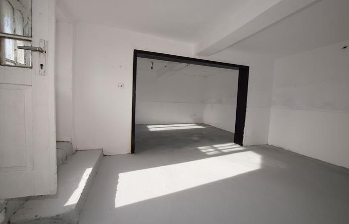 Image No.10-2 Bed House for sale