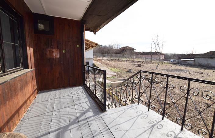 Image No.18-2 Bed House for sale