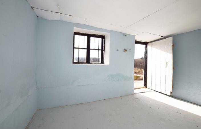 Image No.40-2 Bed House for sale