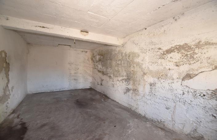 Image No.44-2 Bed House for sale