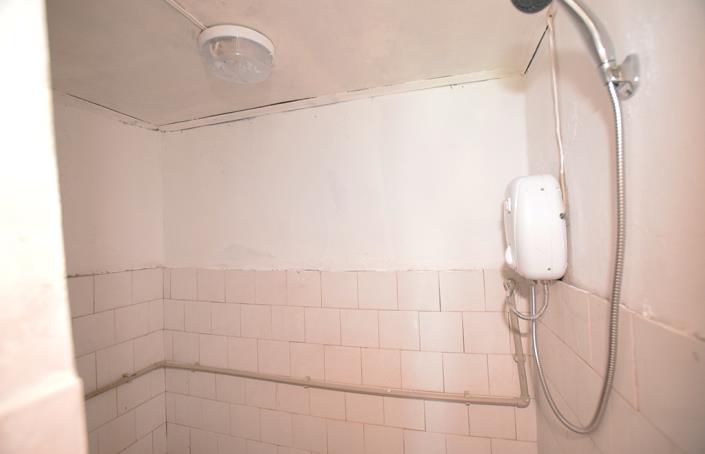 Image No.18-3 Bed House for sale