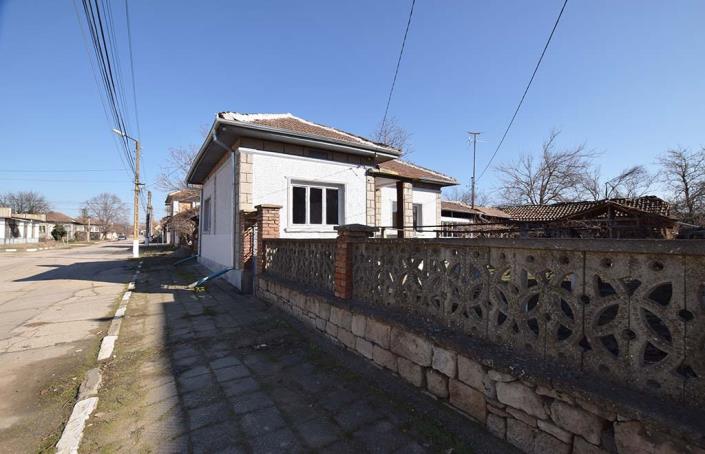 Image No.4-2 Bed House for sale