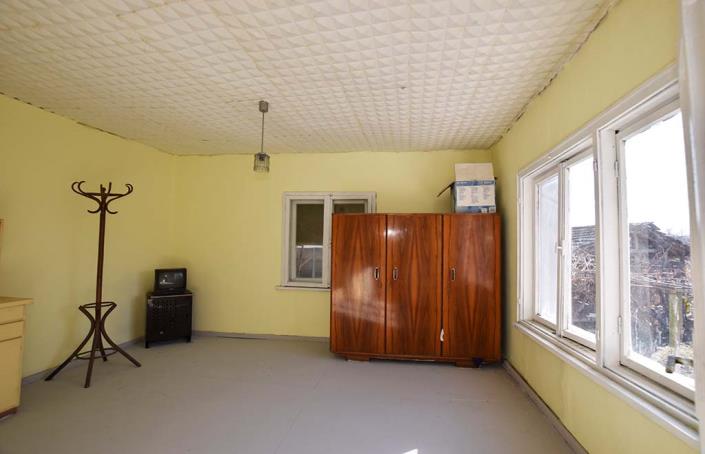 Image No.13-2 Bed House for sale