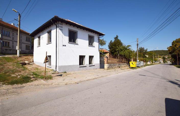 Image No.6-3 Bed House for sale