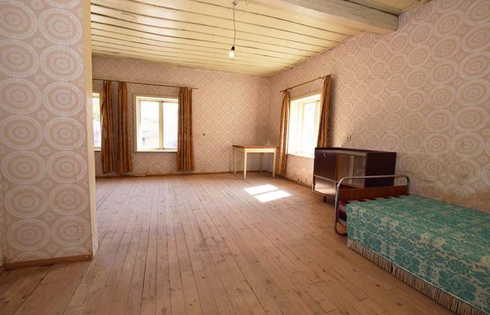 Image No.18-3 Bed House for sale