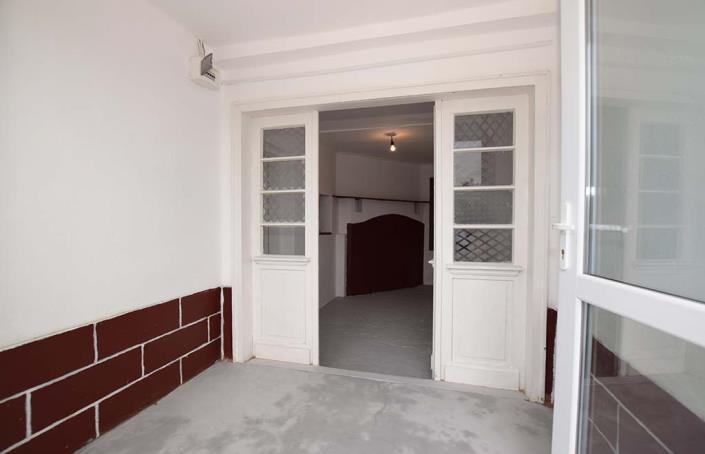 Image No.9-2 Bed House for sale