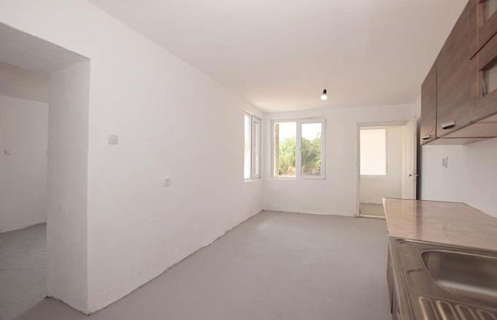 Image No.19-2 Bed House for sale