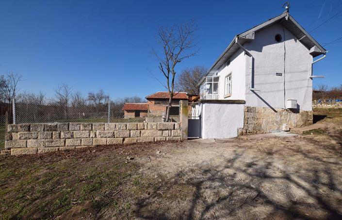 Image No.5-2 Bed House for sale