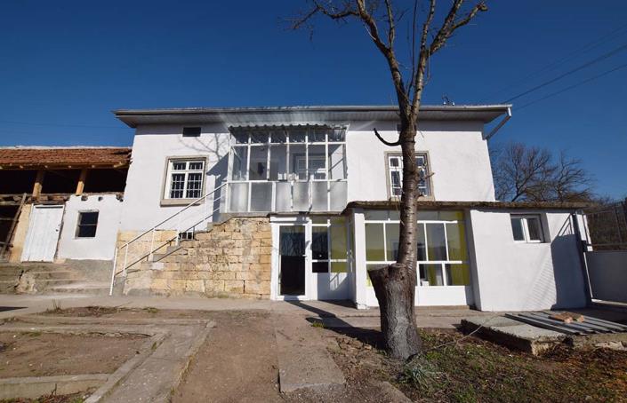 Image No.9-2 Bed House for sale