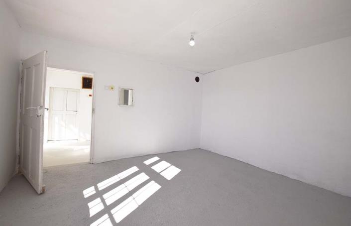 Image No.39-2 Bed House for sale