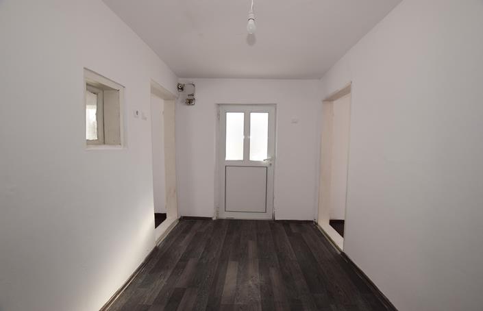 Image No.9-House for sale