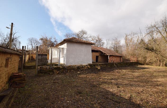 Image No.21-House for sale