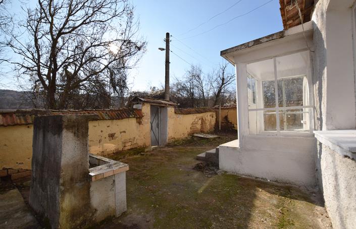 Image No.37-House for sale