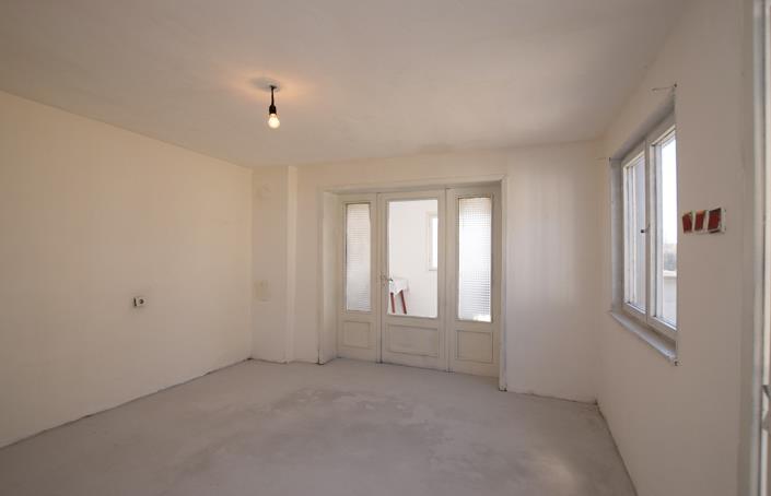 Image No.31-3 Bed House for sale