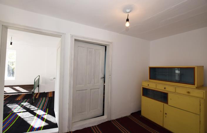 Image No.19-3 Bed House for sale