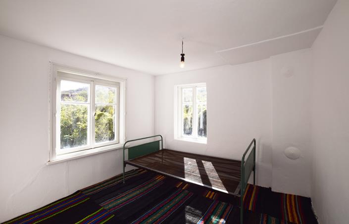 Image No.20-3 Bed House for sale