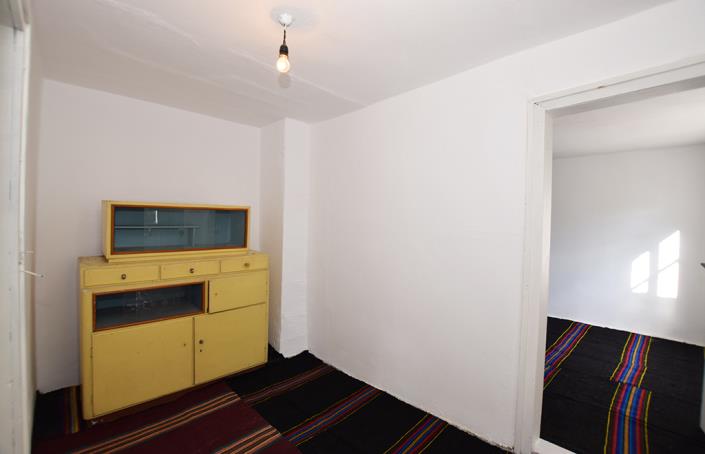 Image No.26-3 Bed House for sale