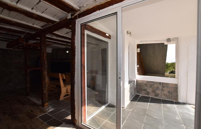 Image No.24-2 Bed House for sale