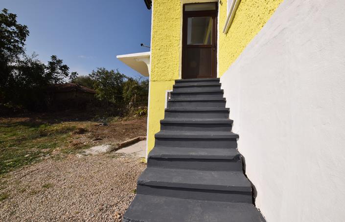 Image No.27-2 Bed House for sale