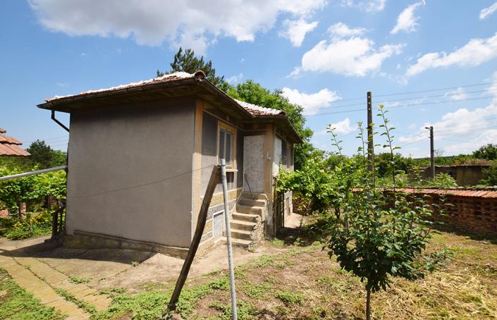 Image No.4-2 Bed House for sale