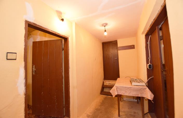 Image No.9-2 Bed House for sale