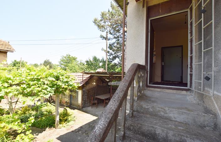 Image No.20-2 Bed House for sale