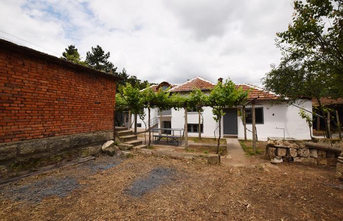 Image No.42-2 Bed House for sale