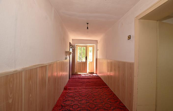 Image No.10-3 Bed House for sale