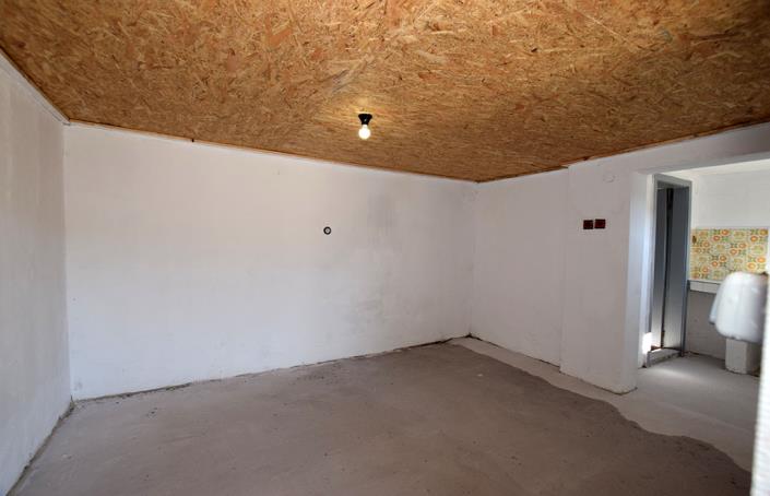 Image No.25-Maison de 3 chambres à vendre à Dobromirka