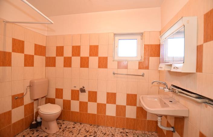 Image No.33-1 Bed House for sale