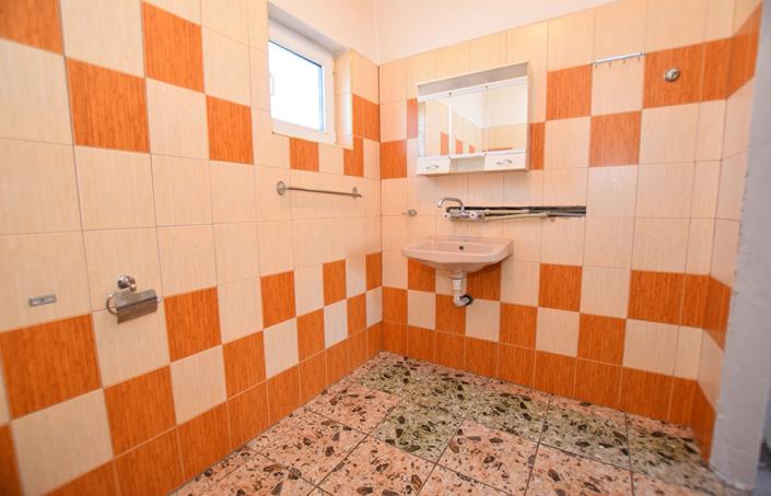 Image No.37-1 Bed House for sale