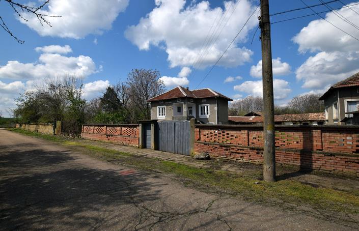 Image No.4-3 Bed Hotel for sale