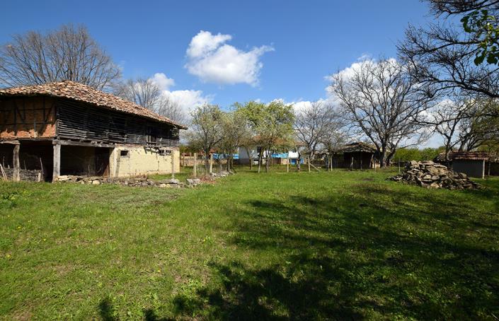 Image No.9-2 Bed House for sale