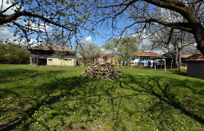 Image No.10-2 Bed House for sale