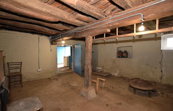 Image No.25-2 Bed House for sale