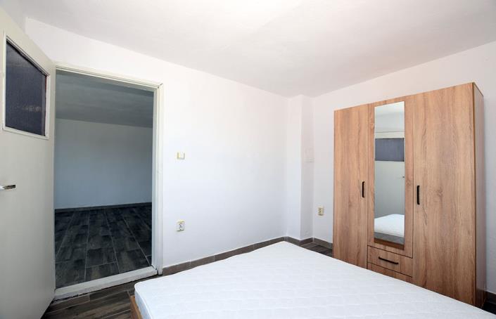 Image No.26-1 Bed House for sale