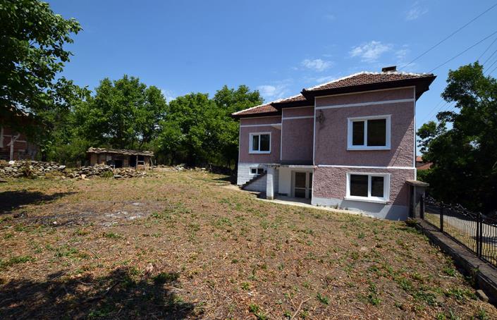 Image No.10-3 Bed House for sale