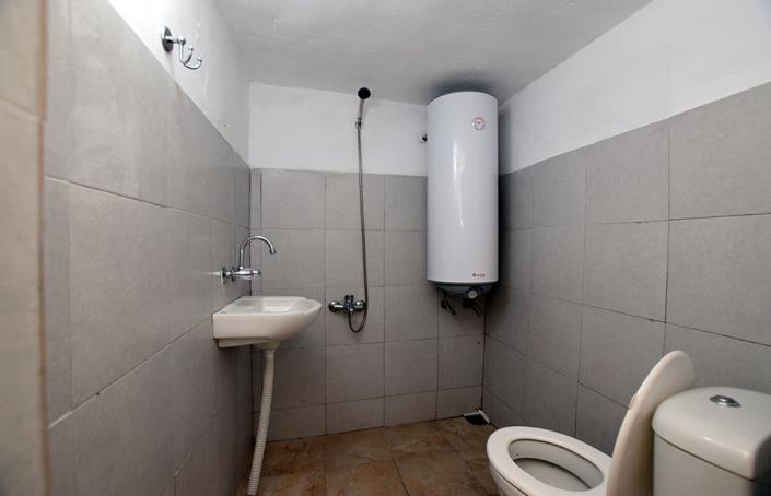 Image No.30-3 Bed House for sale