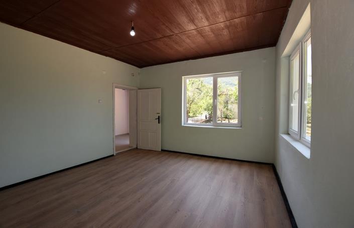 Image No.52-3 Bed House for sale