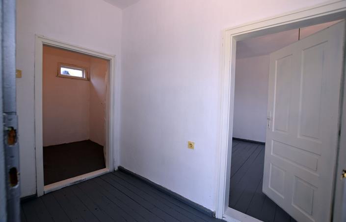 Image No.38-4 Bed House for sale