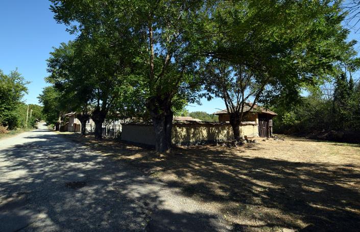 Image No.2-4 Bed House for sale