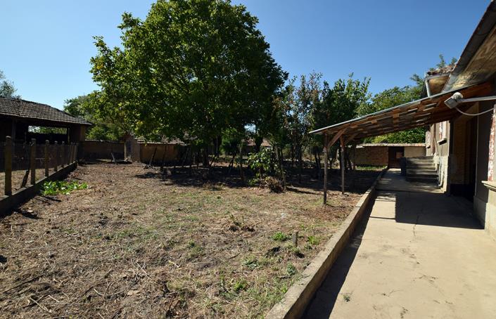 Image No.21-4 Bed House for sale