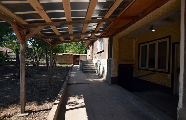 Image No.25-4 Bed House for sale