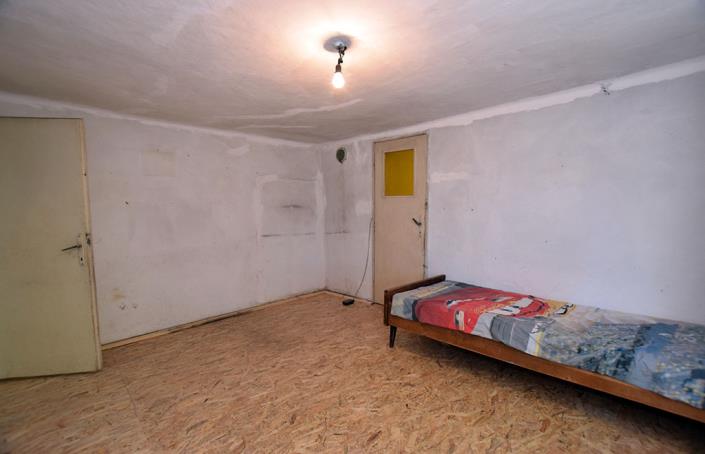 Image No.28-3 Bed House for sale