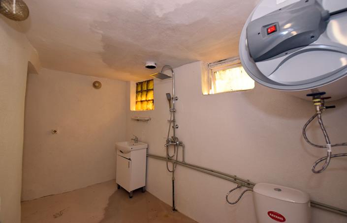 Image No.30-3 Bed House for sale