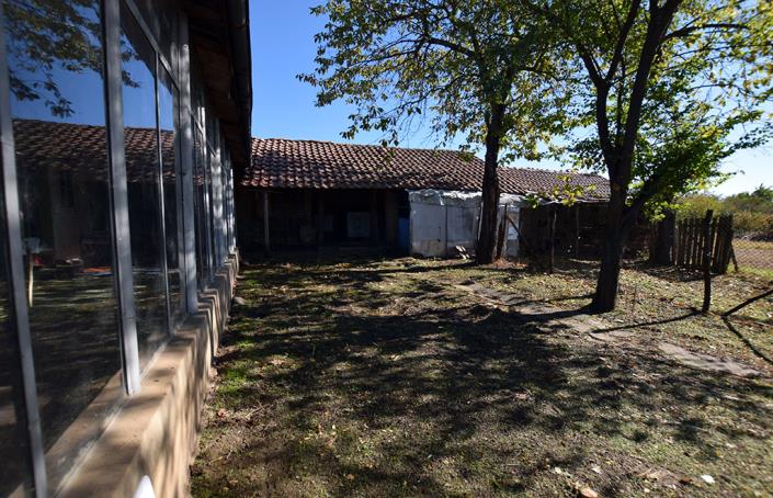 Image No.12-2 Bed House for sale